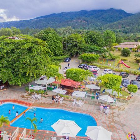 Jarabacoa River Club & Resort ภายนอก รูปภาพ
